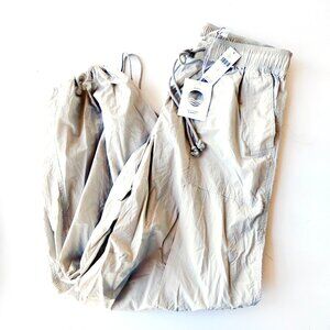 Daily Practice by Anthropologie Base Jump Parachute Pants - Size Small Light Tan